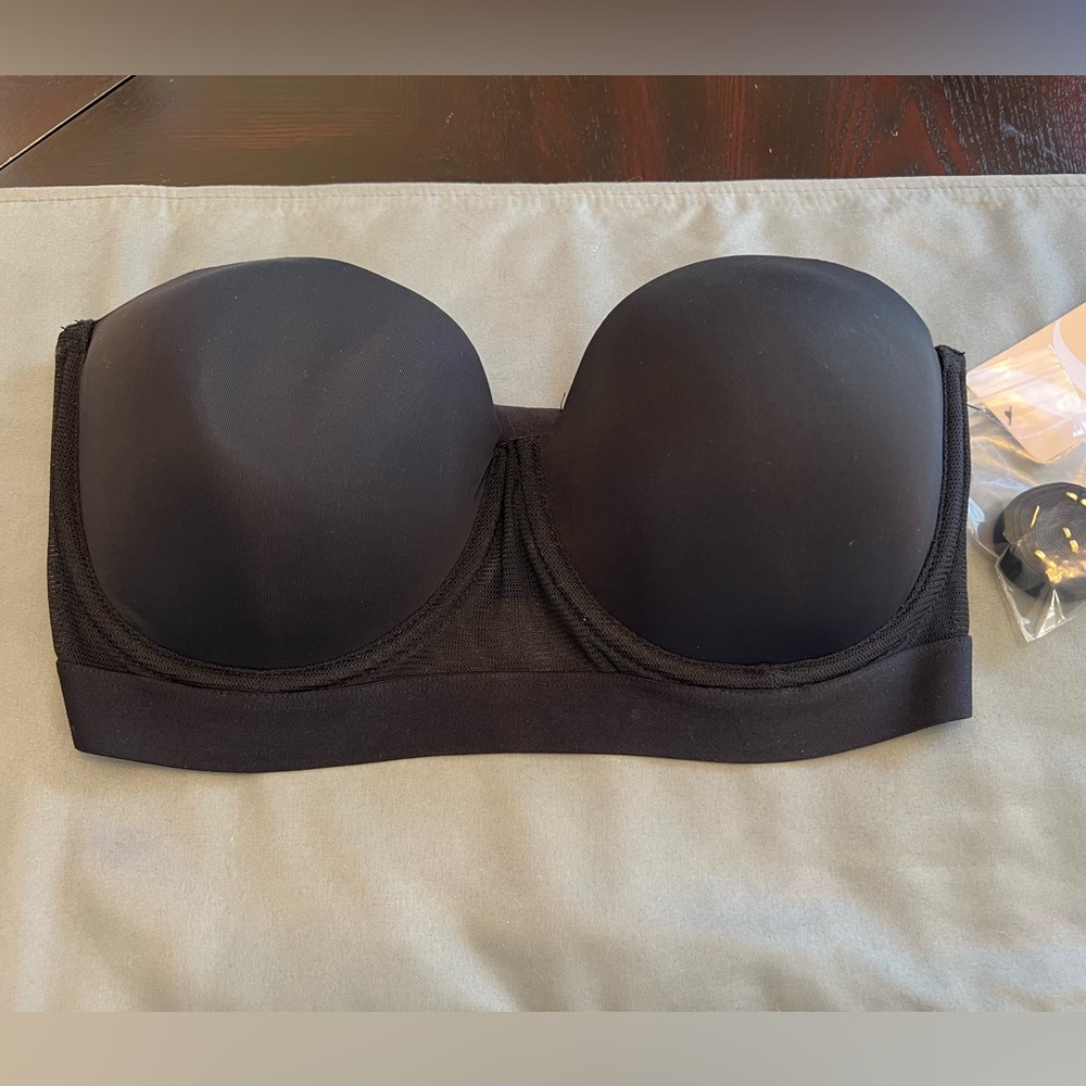 Lively “The Smooth Strapless” Bra 34DDD